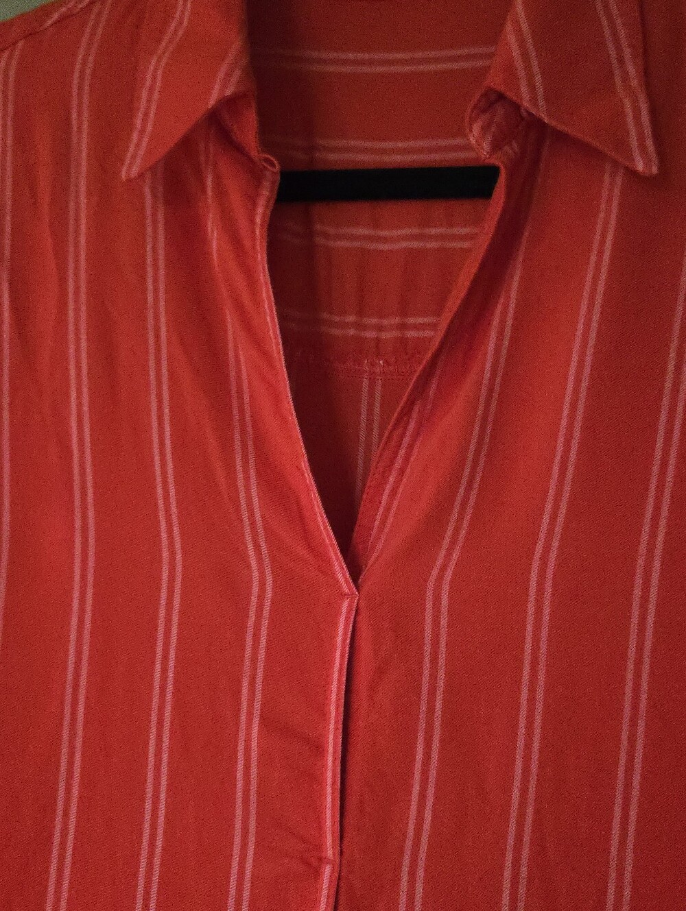 Mango Suit | Red Striped Oversized V-Neck Blouse, Size XS - Picture 5 of 8